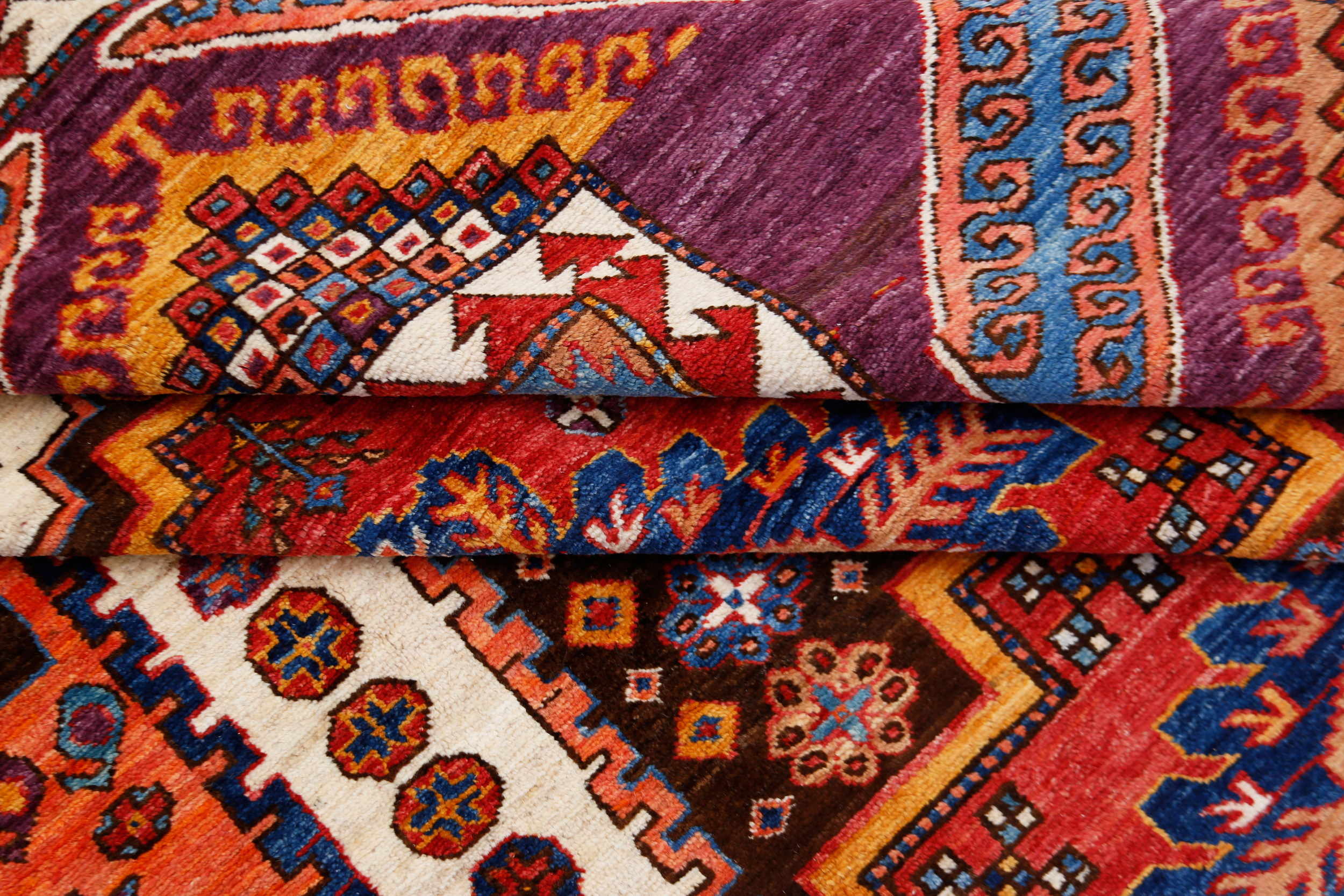 Abshar | Hand Knotted Rugs USA | Rug Suppliers USA